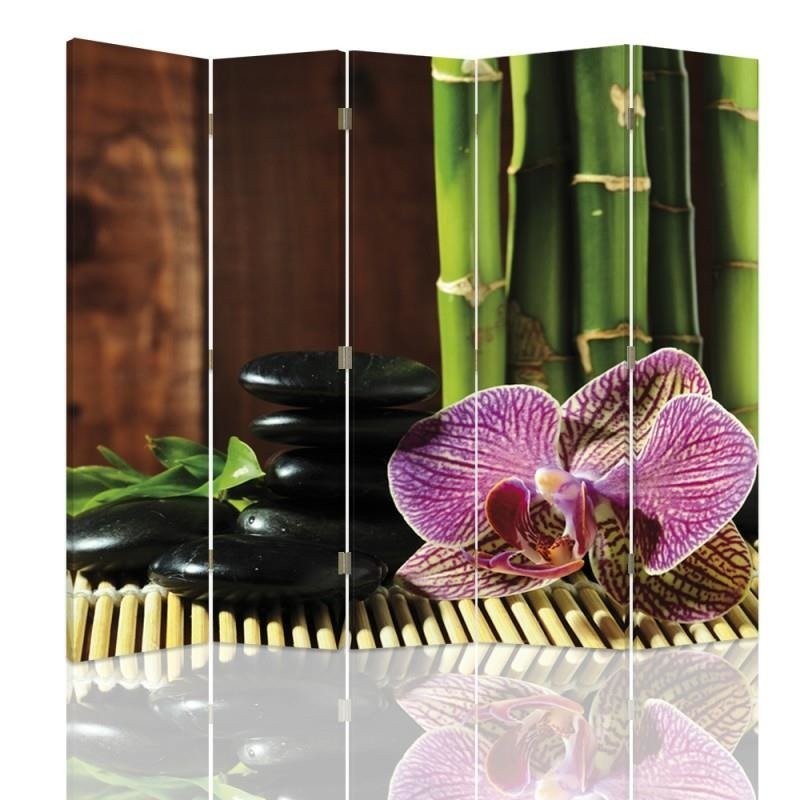 Room divider, Pebbles and orchids