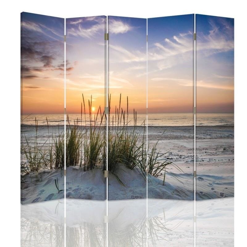 Room divider, Grass on the sea beach